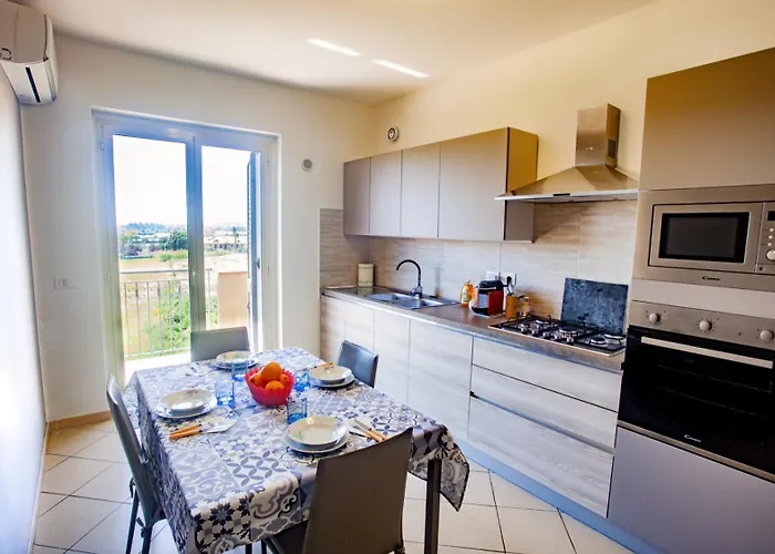 Casa Moderna Con Vista Etna E Mare Vicinissima Alla Spiaggia