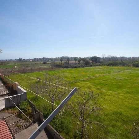 Casa Moderna Con Vista Etna E Mare Vicinissima Alla Spiaggia Mascali Exterior photo